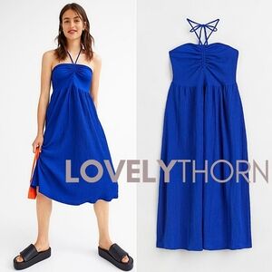 H&M // blue crinkled jersey strapless halter neck tie midi dress